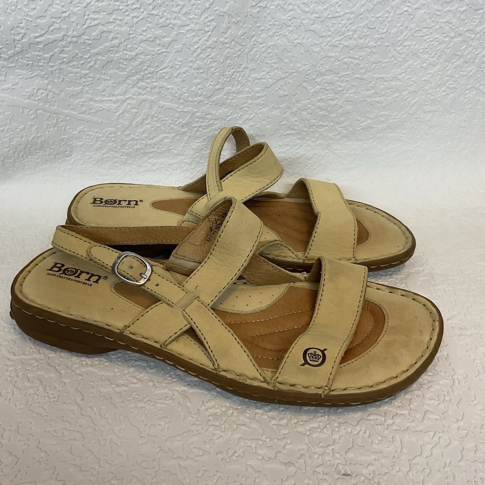 Born Sandals Womens 8 M Tan Leather Strappy Gladiator Open Toe Comfort Flats EUC
